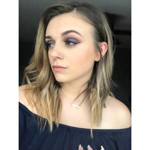 Meet your Posher, Ashtin